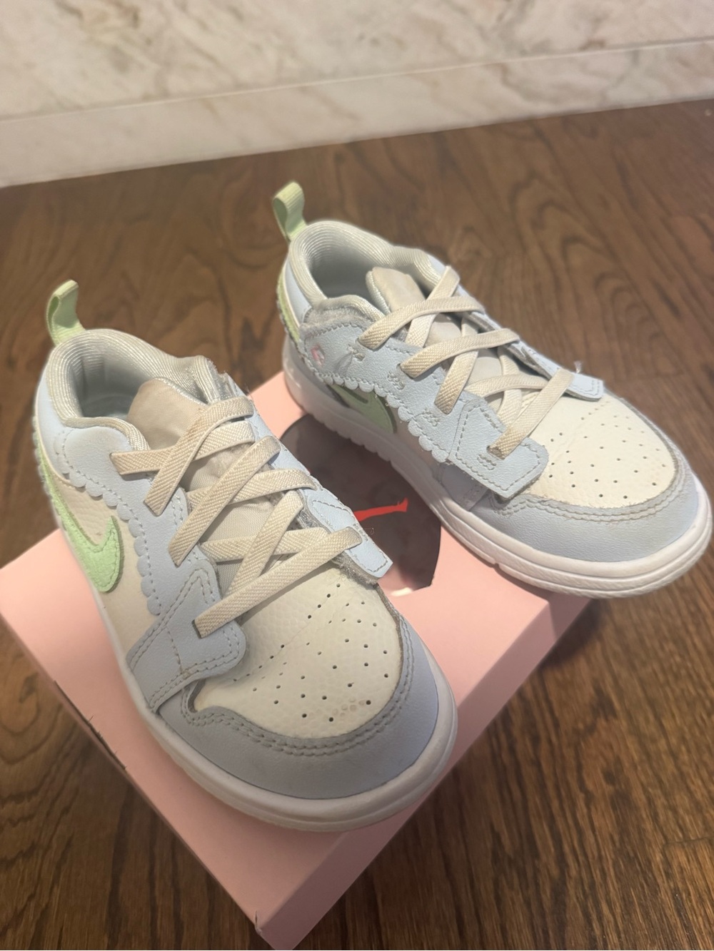 Jordan Kids' Low-Top Sneakers in Light Blue & Pastel Green
